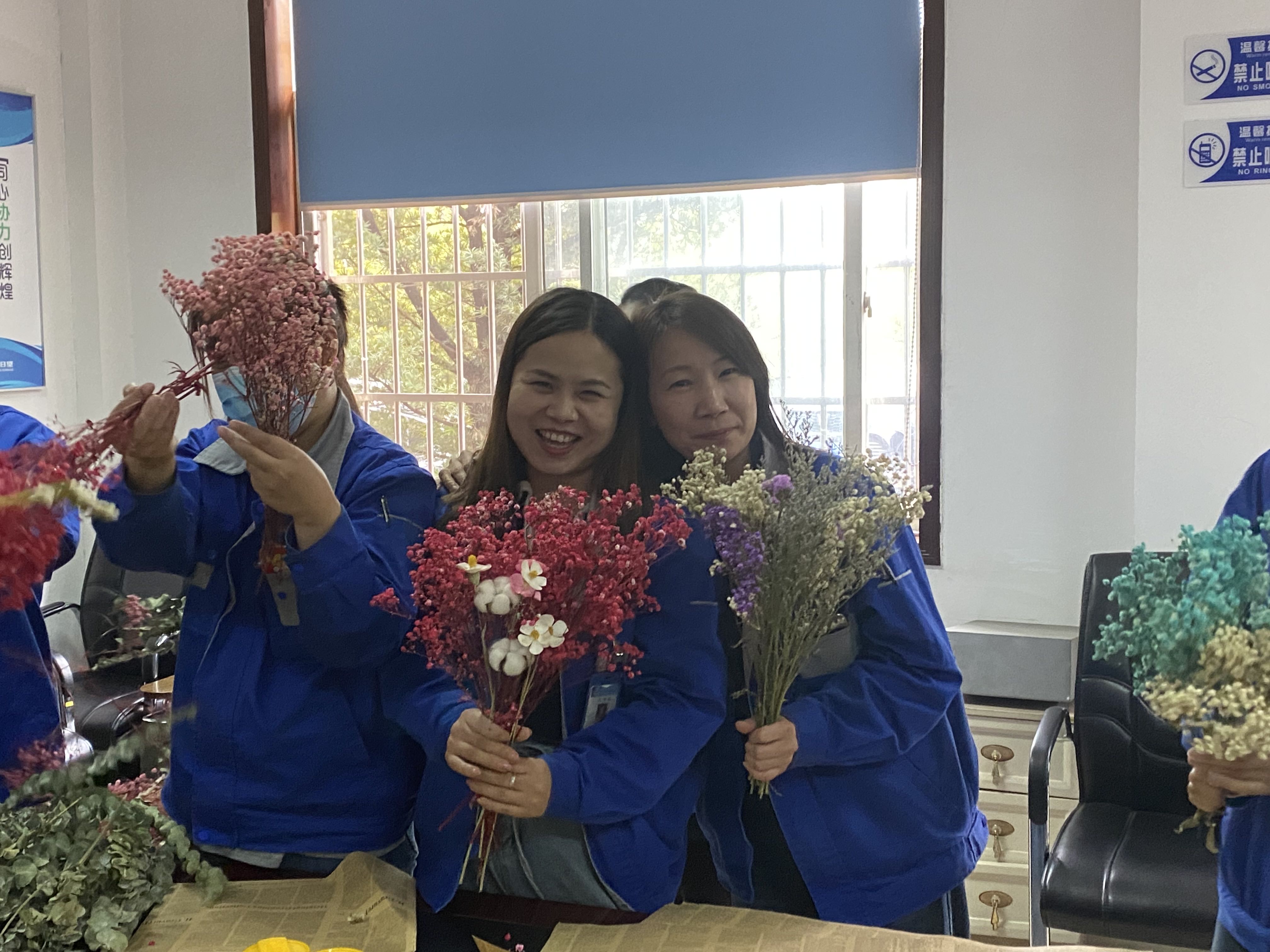 天行在线注册,宏明日望,株洲电子科技,湖南电容器,株洲电容器,电容器