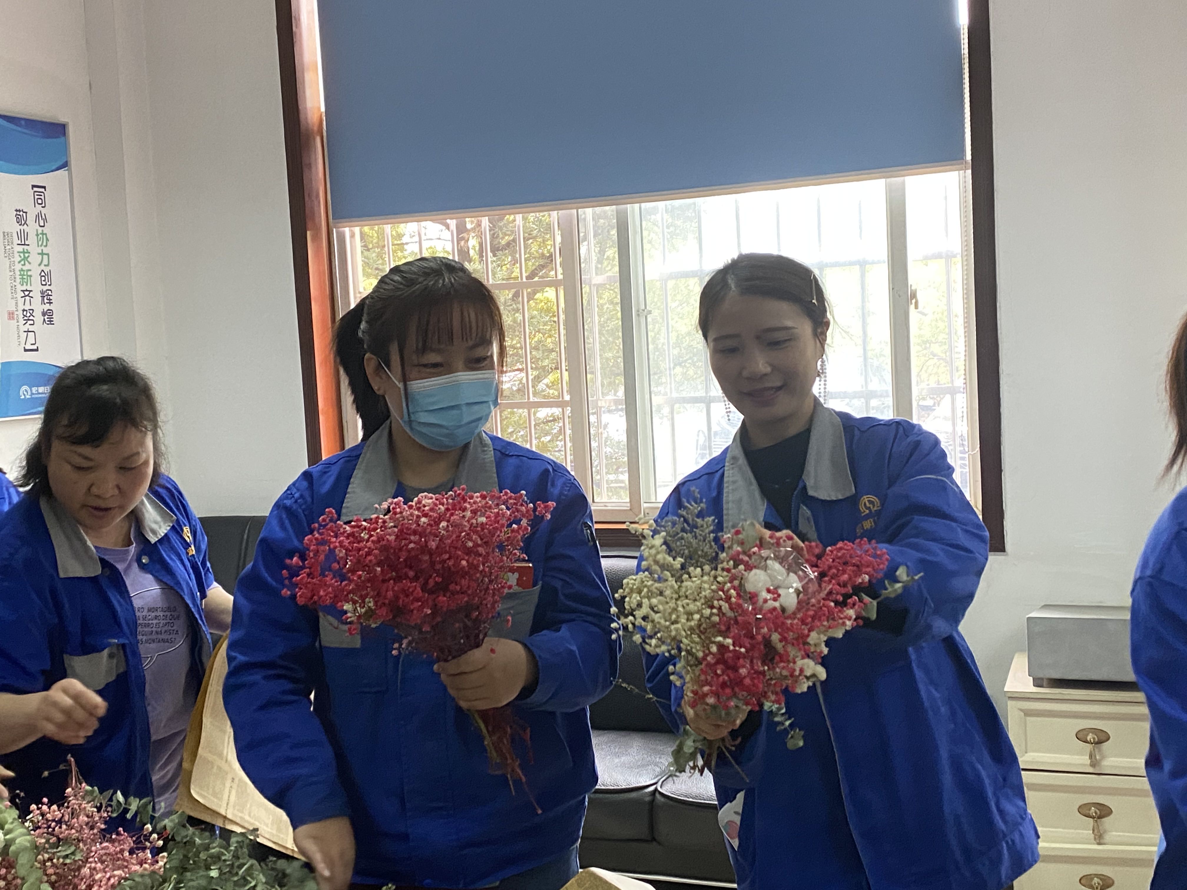 天行在线注册,宏明日望,株洲电子科技,湖南电容器,株洲电容器,电容器